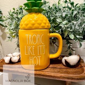 Rae Dunn “Tropic Like It’s Hot” Mug